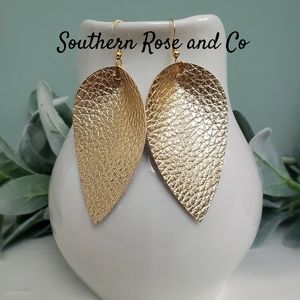 Gold pinched petal earrings
